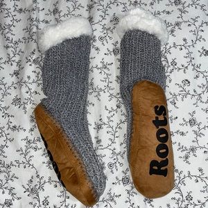 ROOTS sock slippers